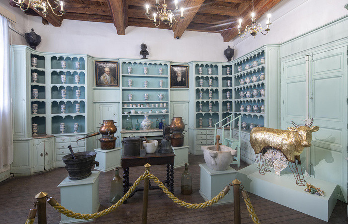 montpellier_chapelle_et_pharmacie_de_la_misericorde_40315_327_chapelle-de-la-misericorde-pharmacie_02